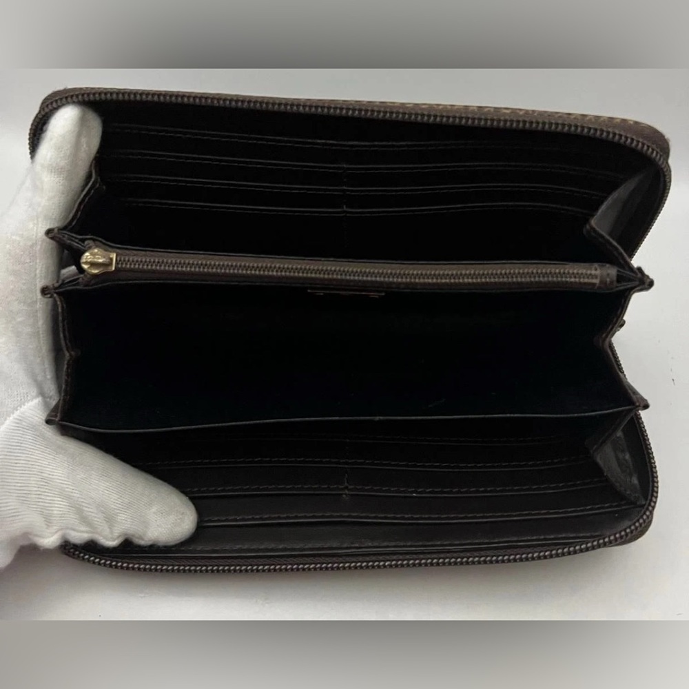 Vivienne Westwood Embossed Black Long Wallet Zip Around Gold Orb w/ Brown rimmed - Picture 9 of 15